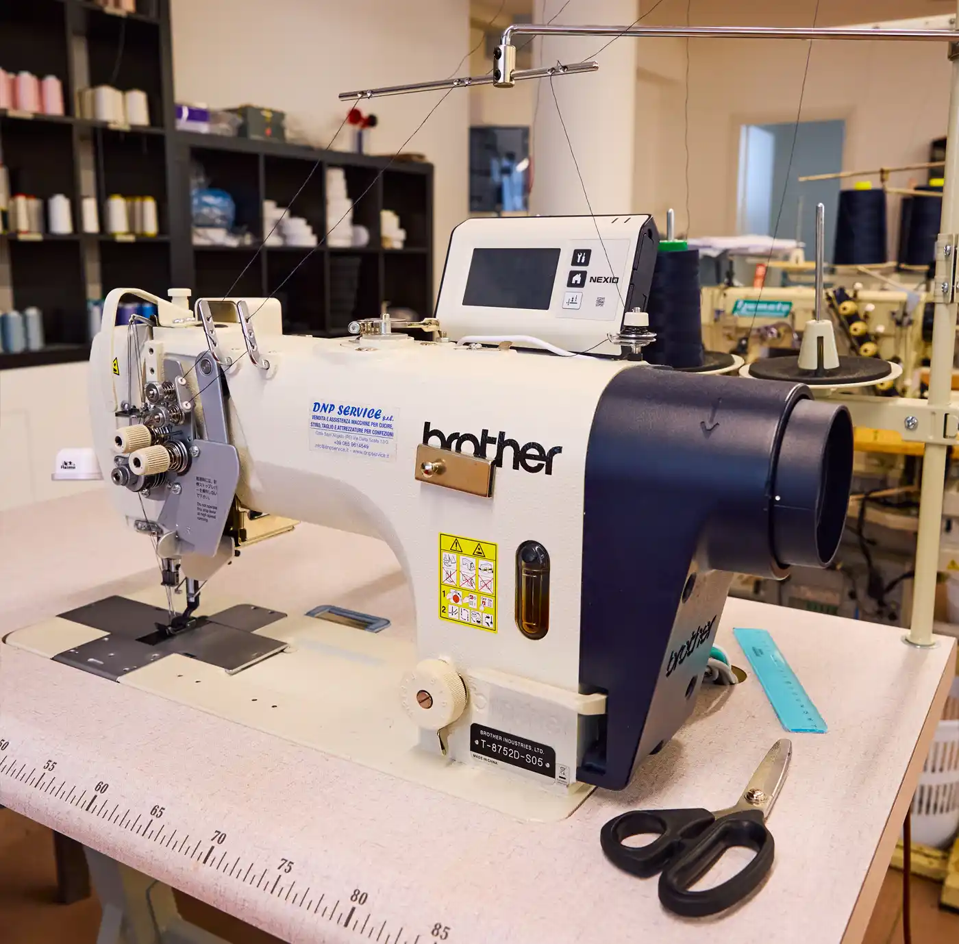 Laboratorio sartoriale per produzione abbigliamento conto terzi di alta qualit&agrave;